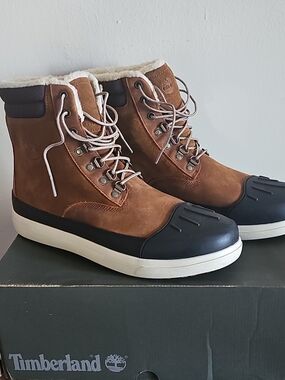 Timberland Men's Brown Shearling-Lined Waterproof Boots